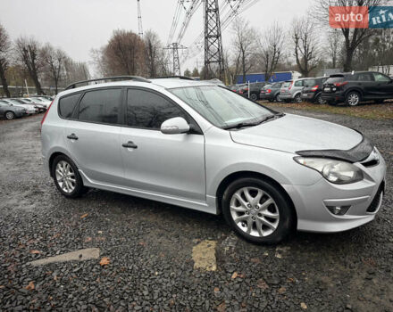 Серый Хендай i30, объемом двигателя 1.58 л и пробегом 286 тыс. км за 4900 $, фото 14 на Automoto.ua