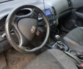 Серый Хендай i30, объемом двигателя 1.58 л и пробегом 152 тыс. км за 5400 $, фото 6 на Automoto.ua