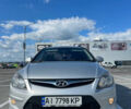 Серый Хендай i30, объемом двигателя 1.6 л и пробегом 270 тыс. км за 7000 $, фото 7 на Automoto.ua