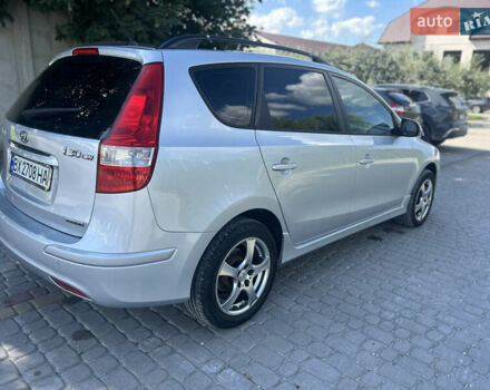 Серый Хендай i30, объемом двигателя 1.58 л и пробегом 263 тыс. км за 6800 $, фото 9 на Automoto.ua