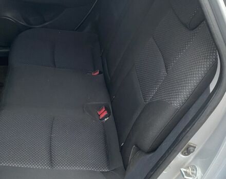 Серый Хендай i30, объемом двигателя 1.6 л и пробегом 230 тыс. км за 6200 $, фото 4 на Automoto.ua