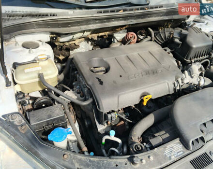 Серый Хендай i30, объемом двигателя 1.6 л и пробегом 233 тыс. км за 7300 $, фото 19 на Automoto.ua