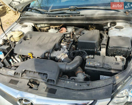Серый Хендай i30, объемом двигателя 1.6 л и пробегом 233 тыс. км за 7300 $, фото 18 на Automoto.ua