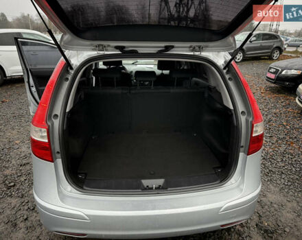 Серый Хендай i30, объемом двигателя 1.58 л и пробегом 286 тыс. км за 4900 $, фото 31 на Automoto.ua