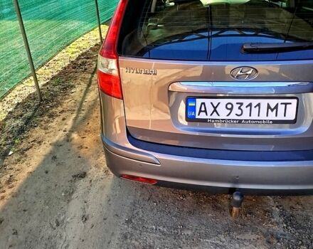 Серый Хендай i30, объемом двигателя 1.6 л и пробегом 261 тыс. км за 7200 $, фото 1 на Automoto.ua