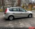 Серый Хендай i30, объемом двигателя 1.4 л и пробегом 170 тыс. км за 6600 $, фото 5 на Automoto.ua