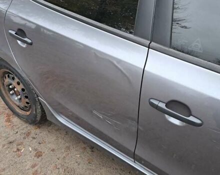 Серый Хендай i30, объемом двигателя 1.58 л и пробегом 152 тыс. км за 5400 $, фото 14 на Automoto.ua