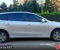 Сірий Хендай i30, об'ємом двигуна 1.4 л та пробігом 227 тис. км за 6300 $, фото 3 на Automoto.ua