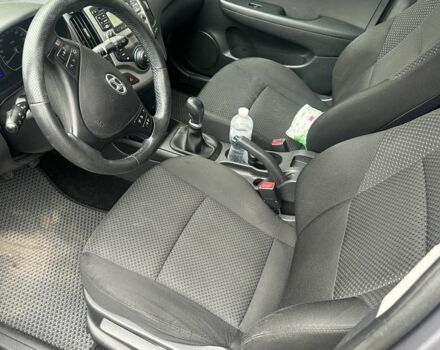 Хендай i30 2011 в Виннице на Automoto.ua Серый Хендай i30, объемом двигателя 1.6 л и пробегом 200 тыс. км за 3650 $, фото 5 на Automoto.ua