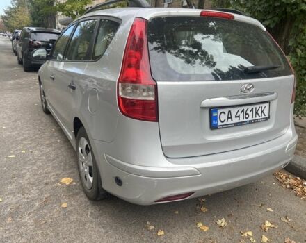 Серый Хендай i30, объемом двигателя 1.4 л и пробегом 440 тыс. км за 2952 $, фото 3 на Automoto.ua