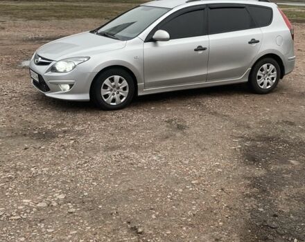 Серый Хендай i30, объемом двигателя 1.6 л и пробегом 230 тыс. км за 6200 $, фото 3 на Automoto.ua