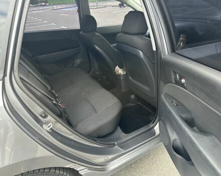 Сірий Хендай i30, об'ємом двигуна 1.6 л та пробігом 157 тис. км за 6000 $, фото 9 на Automoto.ua