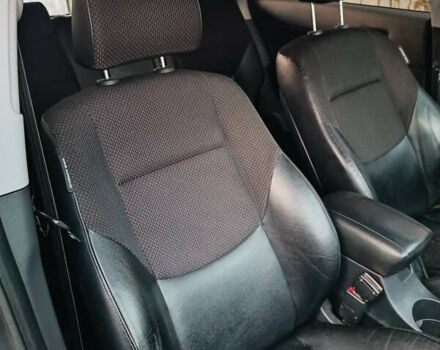 Серый Хендай i30, объемом двигателя 1.58 л и пробегом 348 тыс. км за 6000 $, фото 9 на Automoto.ua