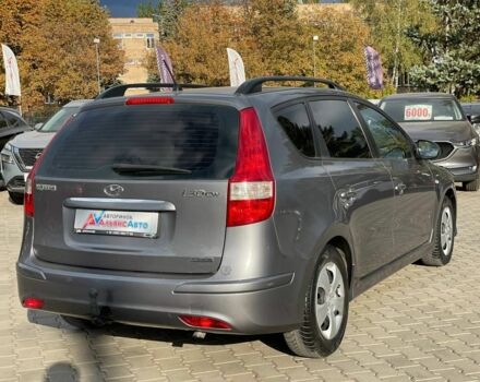 Хендай i30 2011 в Кривом Роге на Automoto.ua Серый Хендай i30, объемом двигателя 1.6 л и пробегом 226 тыс. км за 7500 $, фото 6 на Automoto.ua