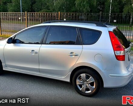 Сірий Хендай i30, об'ємом двигуна 1.4 л та пробігом 227 тис. км за 6300 $, фото 6 на Automoto.ua