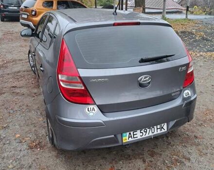 Серый Хендай i30, объемом двигателя 1.58 л и пробегом 152 тыс. км за 5400 $, фото 1 на Automoto.ua