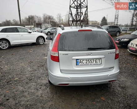 Серый Хендай i30, объемом двигателя 1.58 л и пробегом 286 тыс. км за 4900 $, фото 8 на Automoto.ua