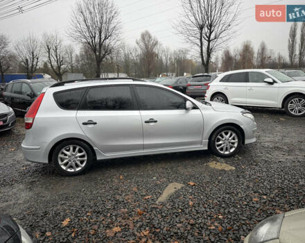 Серый Хендай i30, объемом двигателя 1.58 л и пробегом 286 тыс. км за 4900 $, фото 13 на Automoto.ua