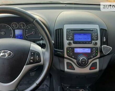 Серый Хендай i30, объемом двигателя 1.4 л и пробегом 213 тыс. км за 6500 $, фото 13 на Automoto.ua