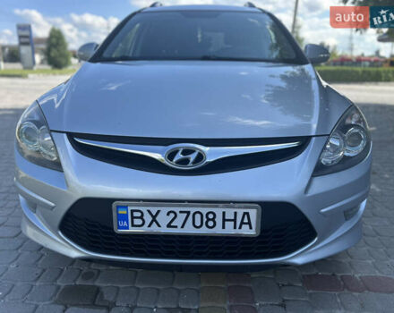 Серый Хендай i30, объемом двигателя 1.58 л и пробегом 263 тыс. км за 6800 $, фото 1 на Automoto.ua