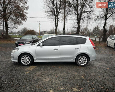 Серый Хендай i30, объемом двигателя 1.58 л и пробегом 286 тыс. км за 4900 $, фото 4 на Automoto.ua