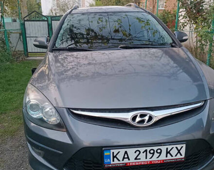 Серый Хендай i30, объемом двигателя 1.58 л и пробегом 348 тыс. км за 6000 $, фото 3 на Automoto.ua
