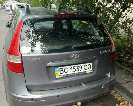 Сірий Хендай i30, об'ємом двигуна 1.59 л та пробігом 269 тис. км за 6000 $, фото 4 на Automoto.ua