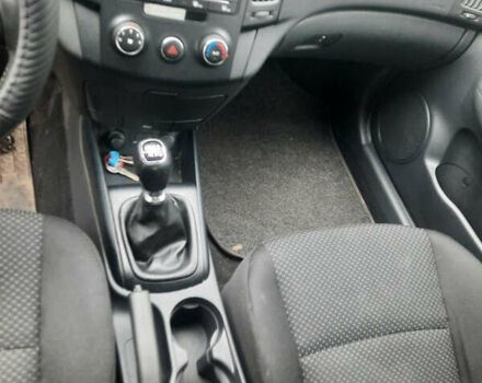 Серый Хендай i30, объемом двигателя 1.4 л и пробегом 179 тыс. км за 6300 $, фото 5 на Automoto.ua