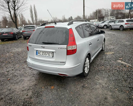 Серый Хендай i30, объемом двигателя 1.58 л и пробегом 286 тыс. км за 4900 $, фото 10 на Automoto.ua