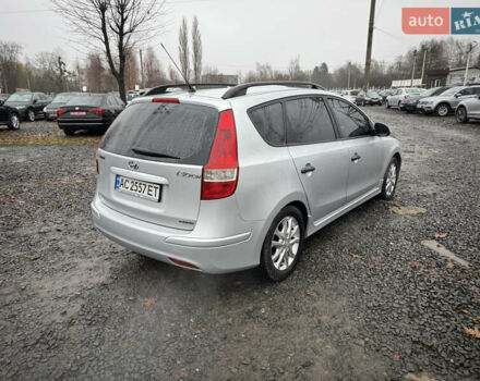 Серый Хендай i30, объемом двигателя 1.58 л и пробегом 286 тыс. км за 4900 $, фото 11 на Automoto.ua