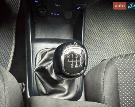 Серый Хендай i30, объемом двигателя 1.58 л и пробегом 286 тыс. км за 4900 $, фото 22 на Automoto.ua