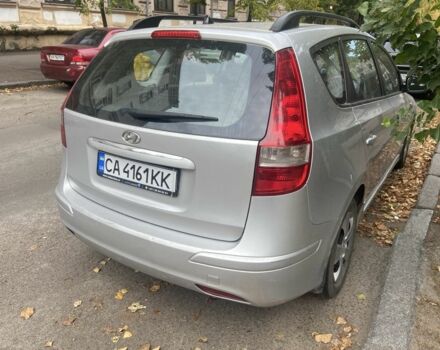 Серый Хендай i30, объемом двигателя 1.4 л и пробегом 440 тыс. км за 2952 $, фото 2 на Automoto.ua