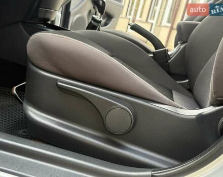 Хендай i30 2012 в Дрогобыче на Automoto.ua Серый Хендай i30, объемом двигателя 1.4 л и пробегом 230 тыс. км за 5650 $, фото 71 на Automoto.ua