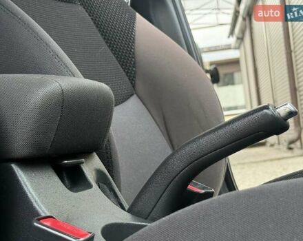 Хендай i30 2012 в Дрогобыче на Automoto.ua Серый Хендай i30, объемом двигателя 1.4 л и пробегом 230 тыс. км за 5650 $, фото 65 на Automoto.ua