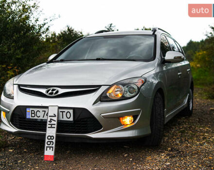 Серый Хендай i30, объемом двигателя 1.4 л и пробегом 227 тыс. км за 5400 $, фото 20 на Automoto.ua
