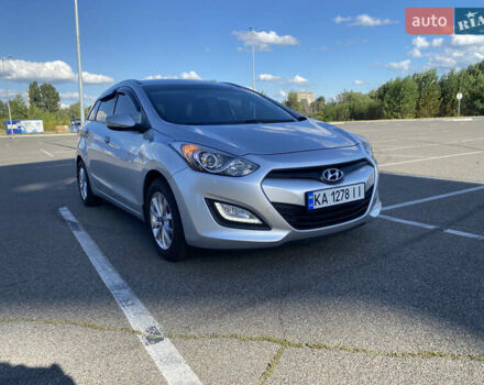 Сірий Хендай i30, об'ємом двигуна 1.59 л та пробігом 222 тис. км за 10100 $, фото 2 на Automoto.ua