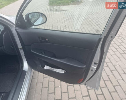 Серый Хендай i30, объемом двигателя 1.4 л и пробегом 220 тыс. км за 6450 $, фото 31 на Automoto.ua