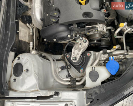 Сірий Хендай i30, об'ємом двигуна 1.6 л та пробігом 87 тис. км за 8200 $, фото 2 на Automoto.ua