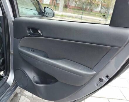 Сірий Хендай i30, об'ємом двигуна 1.58 л та пробігом 320 тис. км за 5800 $, фото 12 на Automoto.ua