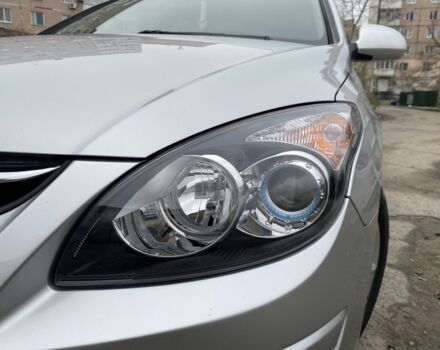 Серый Хендай i30, объемом двигателя 1.6 л и пробегом 87 тыс. км за 8200 $, фото 8 на Automoto.ua