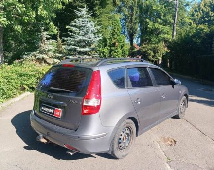 Сірий Хендай i30, об'ємом двигуна 1.6 л та пробігом 283 тис. км за 5890 $, фото 4 на Automoto.ua