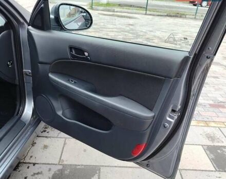 Сірий Хендай i30, об'ємом двигуна 1.58 л та пробігом 320 тис. км за 5800 $, фото 10 на Automoto.ua