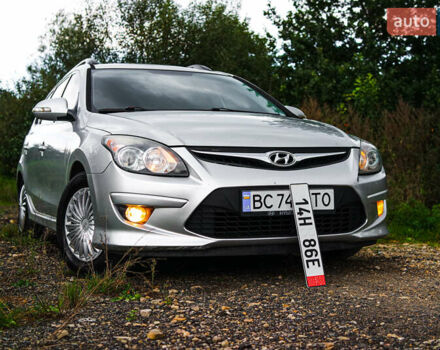 Серый Хендай i30, объемом двигателя 1.4 л и пробегом 227 тыс. км за 5400 $, фото 22 на Automoto.ua