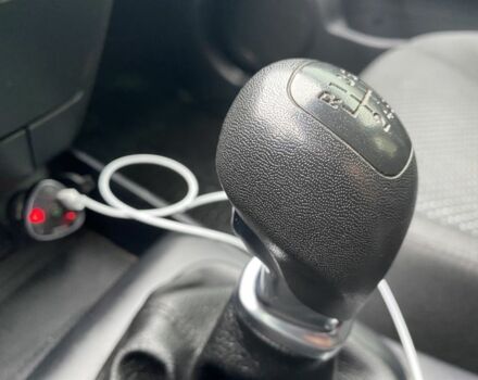 Серый Хендай i30, объемом двигателя 1.6 л и пробегом 87 тыс. км за 8200 $, фото 16 на Automoto.ua