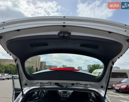 Серый Хендай i30, объемом двигателя 1.6 л и пробегом 149 тыс. км за 8500 $, фото 16 на Automoto.ua