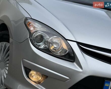 Хендай i30 2012 в Дрогобыче на Automoto.ua Серый Хендай i30, объемом двигателя 1.4 л и пробегом 230 тыс. км за 5650 $, фото 9 на Automoto.ua