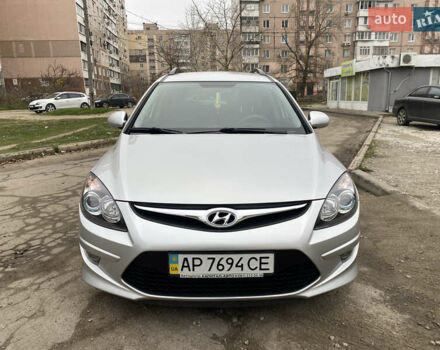 Сірий Хендай i30, об'ємом двигуна 1.6 л та пробігом 87 тис. км за 8200 $, фото 17 на Automoto.ua