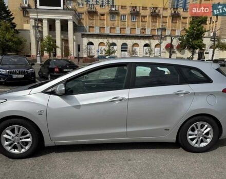 Серый Хендай i30, объемом двигателя 1.6 л и пробегом 149 тыс. км за 8500 $, фото 2 на Automoto.ua