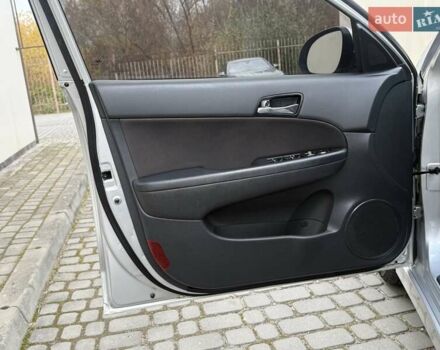 Хендай i30 2012 в Дрогобыче на Automoto.ua Серый Хендай i30, объемом двигателя 1.4 л и пробегом 230 тыс. км за 5650 $, фото 67 на Automoto.ua