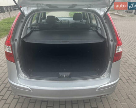 Серый Хендай i30, объемом двигателя 1.4 л и пробегом 220 тыс. км за 6450 $, фото 25 на Automoto.ua